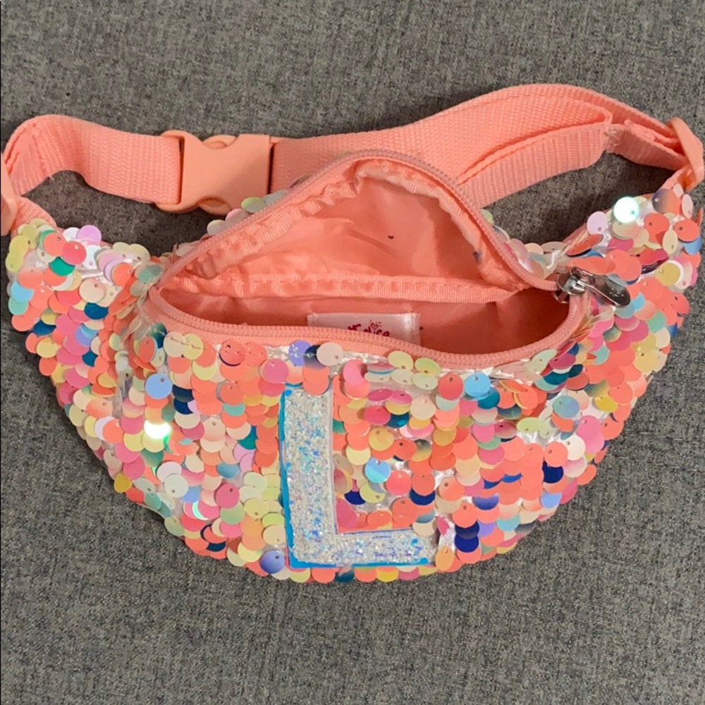 Girls' Flip Sequin Belt Bag - Picture 2 of 5